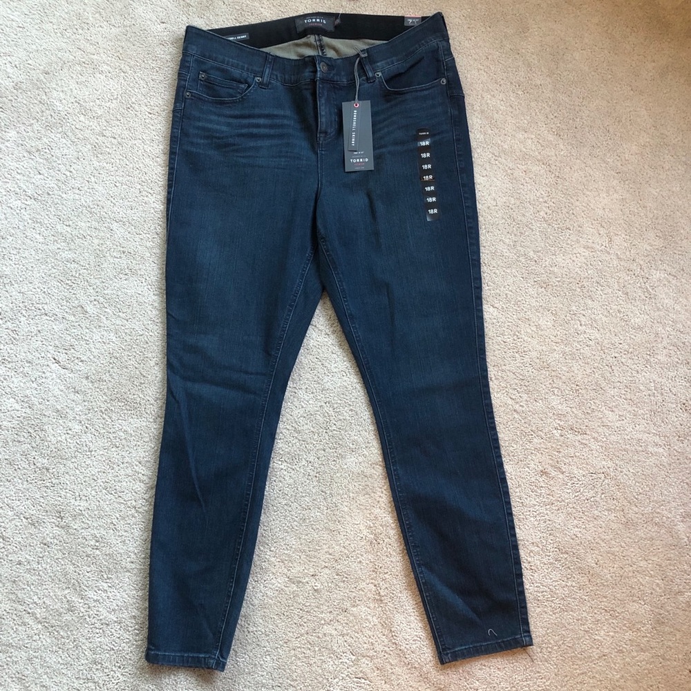 Torrid bombshell skinny pants